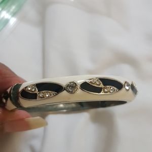 VINTAGE Cuff Bracelet Size L